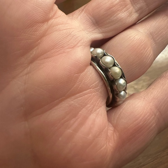 Silpada silver and pearl ring in size 7, great condition - Picture 3 of 7